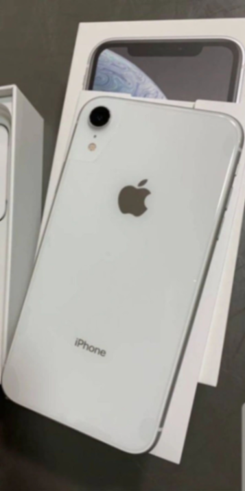 iPhone XR 
