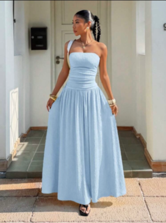 Robe bijoutier moulante bleu ciel taille standard 